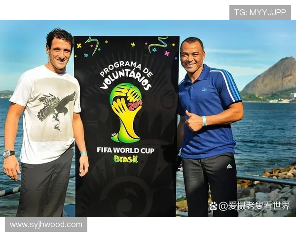 围绕超级明星球员打造冠军之路的传奇征程与团队荣耀梦想交织