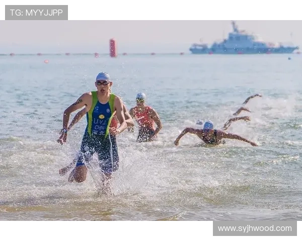 聚焦亚洲杯钢架雪车赛冰雪激情与速度巅峰对决盛况全景呈现精彩瞬间 - 副本 - 副本