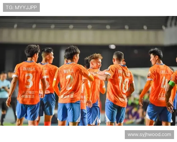 中甲赛季激战正酣 各队争夺升级名额精彩纷呈